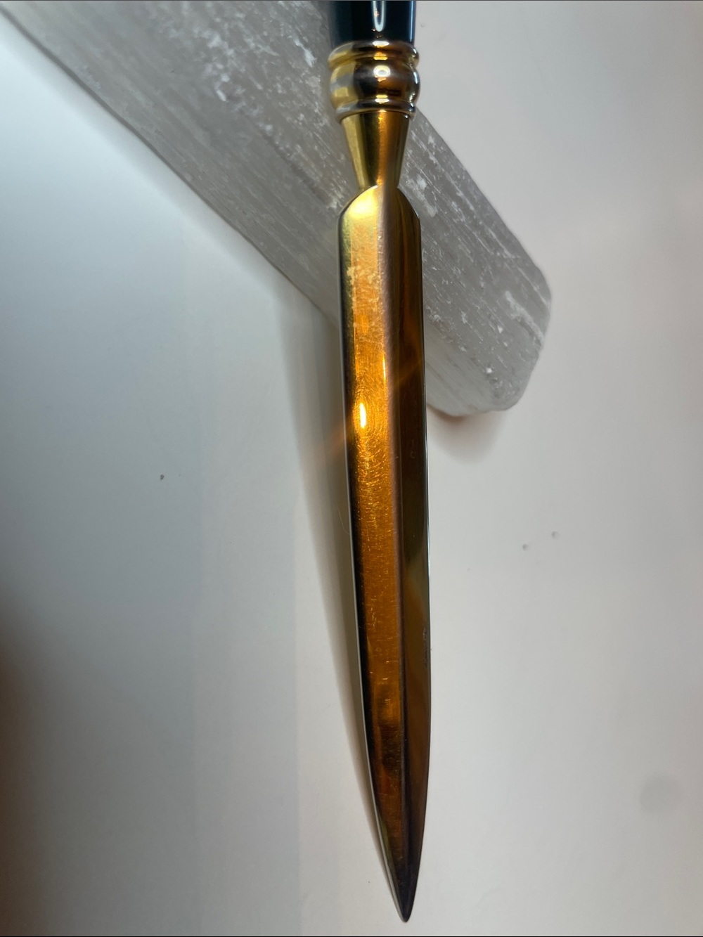 Vintage Brass with Brown Bakelite Handle Letter Opener - Picture 3 of 5